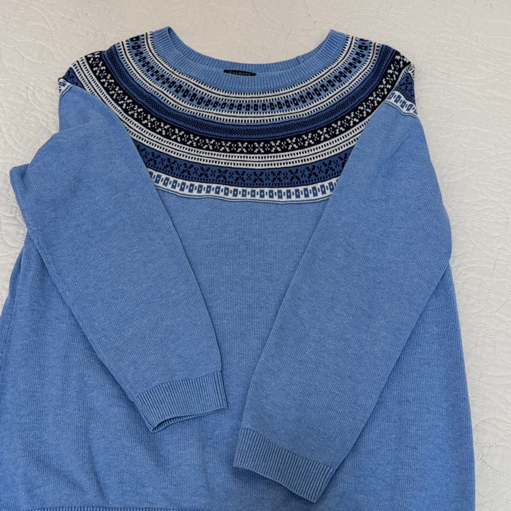 NWOT Talbots Light Blue and Navy Patterned, cashmere blend Crewneck Sweater
